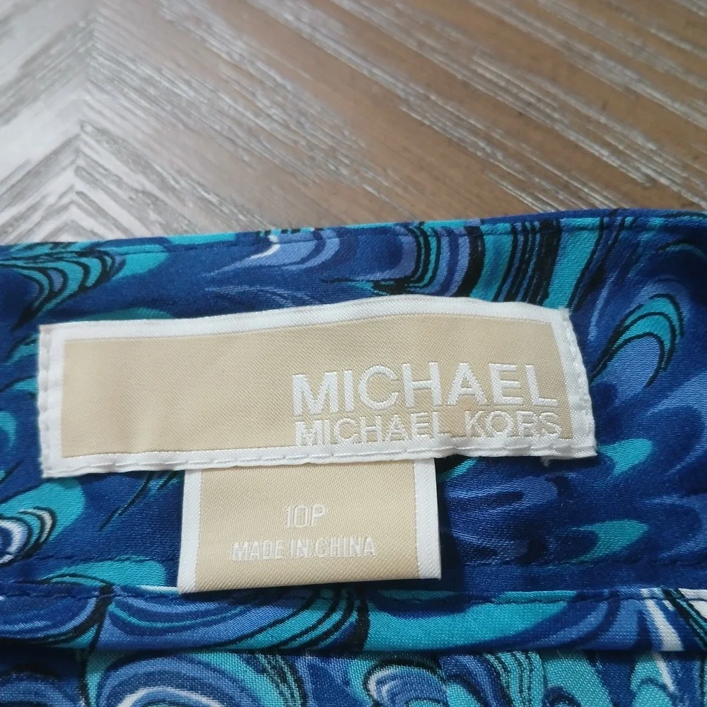 Michael Kors Short Skirt‎ Blue/TealPrint WaterfallFront Soft Pleats Sz 10P